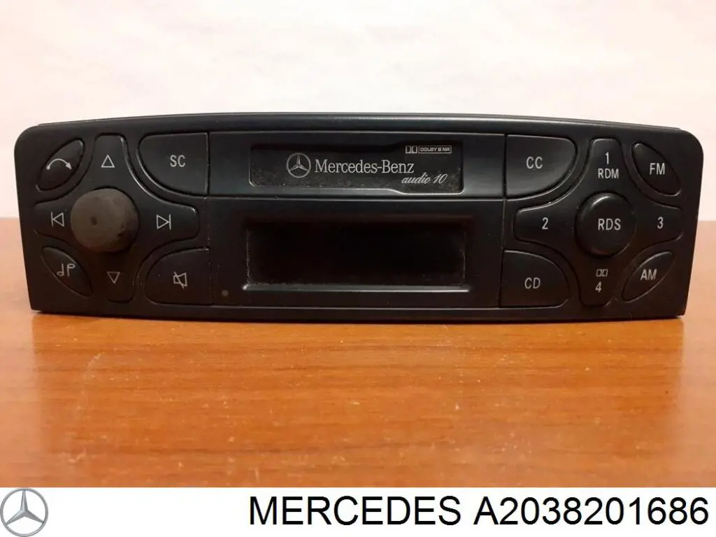 Radio AM/FM Mercedes A2038201686 precio, desde 68,24 EUR