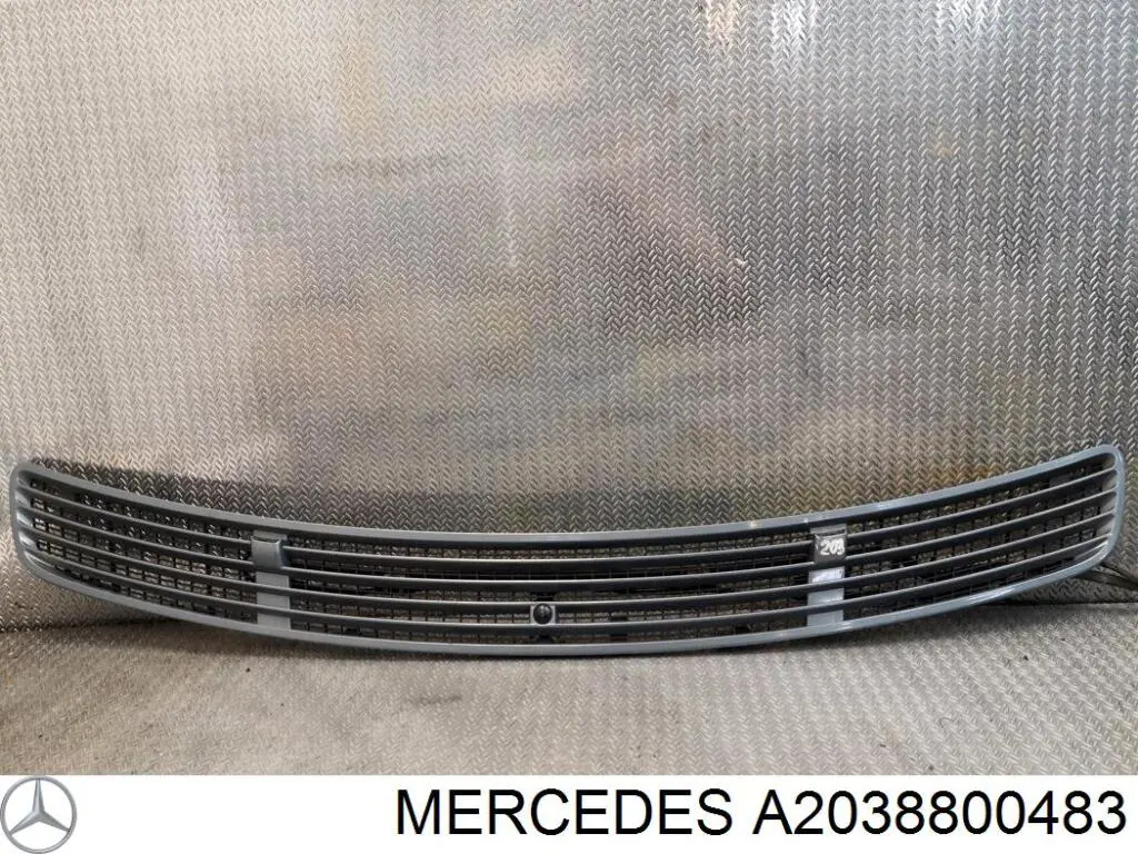 Parrilla A20388001237D11 Mercedes