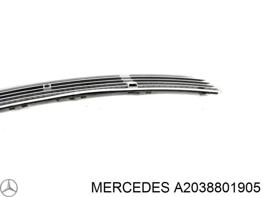 Comprar A20388019059197 Mercedes Rejilla del capó