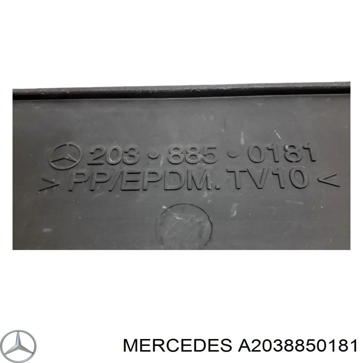 Soporte de matrícula delantera Mercedes A2038850181 precio, desde 13,31 EUR