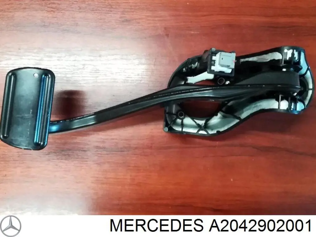 A2042902001 Mercedes Pedal de freno