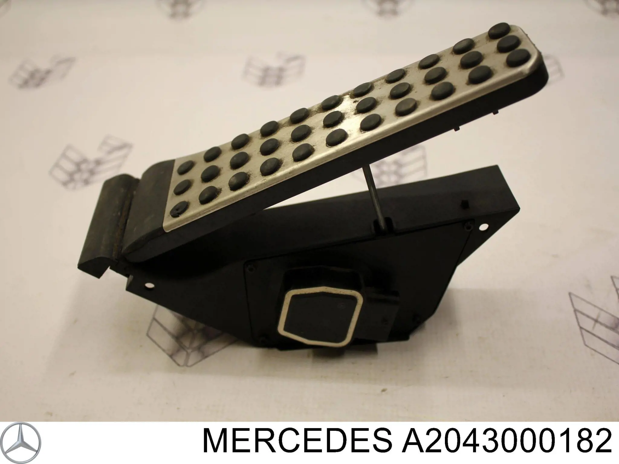 A2043000182 Mercedes