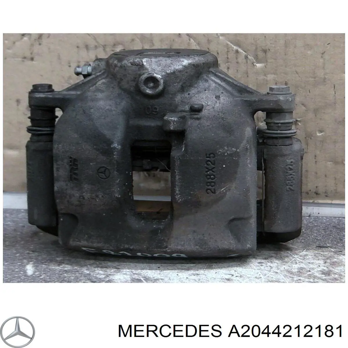 Pinza de freno delantera izquierda A2044212181 Mercedes
