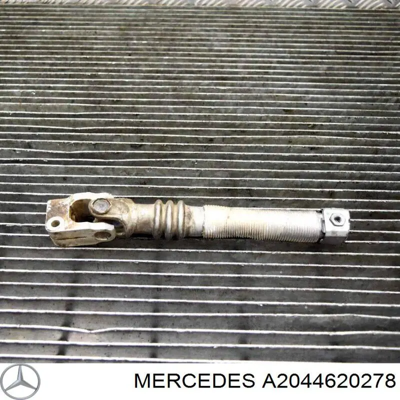 Eje inferior de la columna de dirección Mercedes A2044620278 precio, desde 117,78 EUR