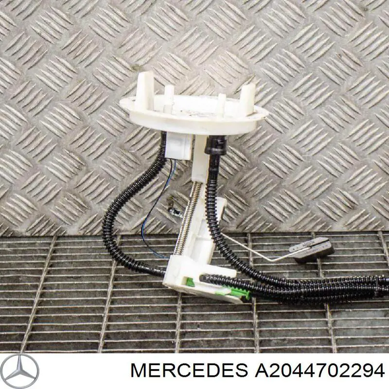 Módulo alimentación de combustible  Mercedes A2044702294 precio, desde 81,31 EUR