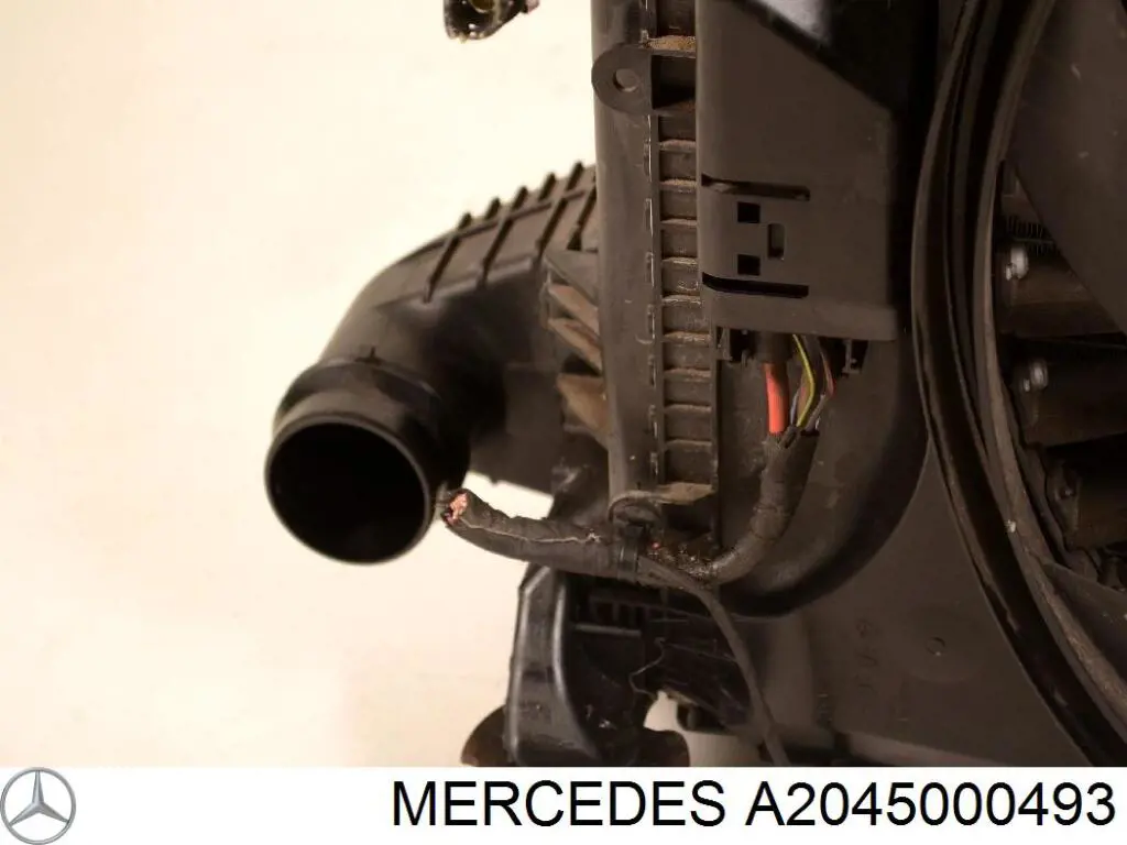 A2045000493 Mercedes difusor de radiador, ventilador de refrigeración, condensador del aire acondicionado, completo con motor y rodete