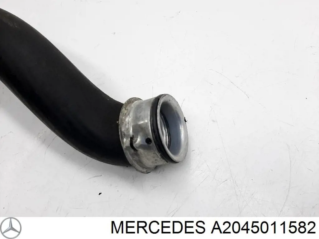 Manguera superior del radiador Mercedes A2045011582 precio, desde 31,94 EUR