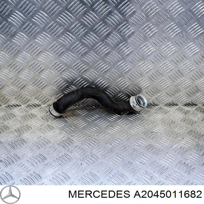 Manguera inferior del radiador A2045011682 Mercedes