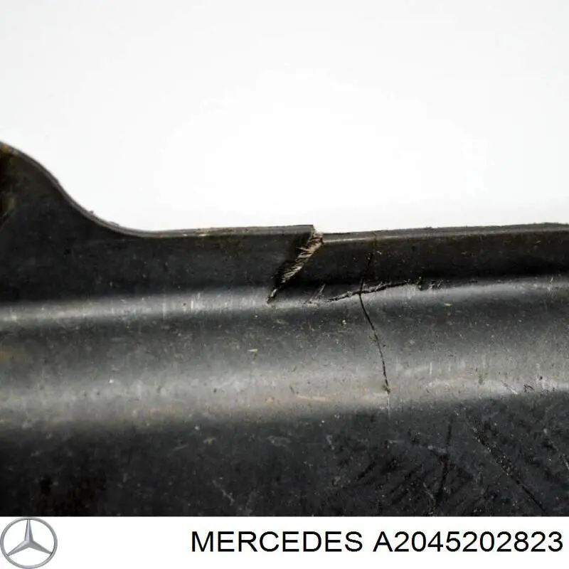 Comprar A2045202623 Mercedes Protección motor / empotramiento