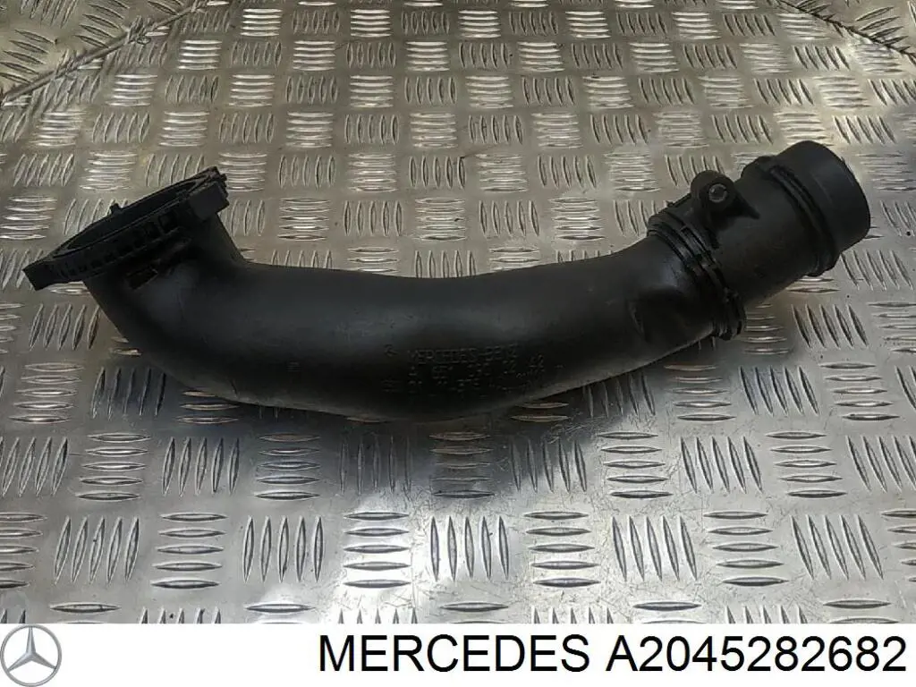 A2045282682 Mercedes tubo flexible de aire de sobrealimentación derecho