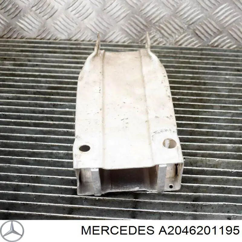 Comprar A2046201195 Mercedes Soporte del refuerzo del parachoques delantero