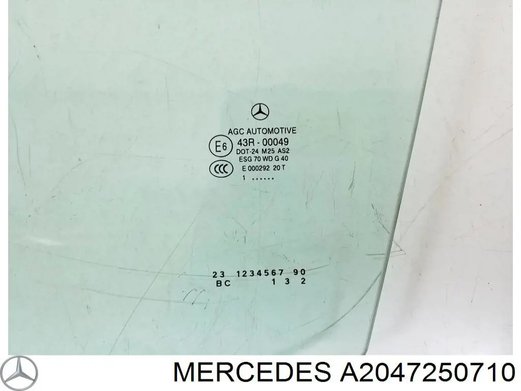 A2047250710 Mercedes luna de puerta delantera izquierda