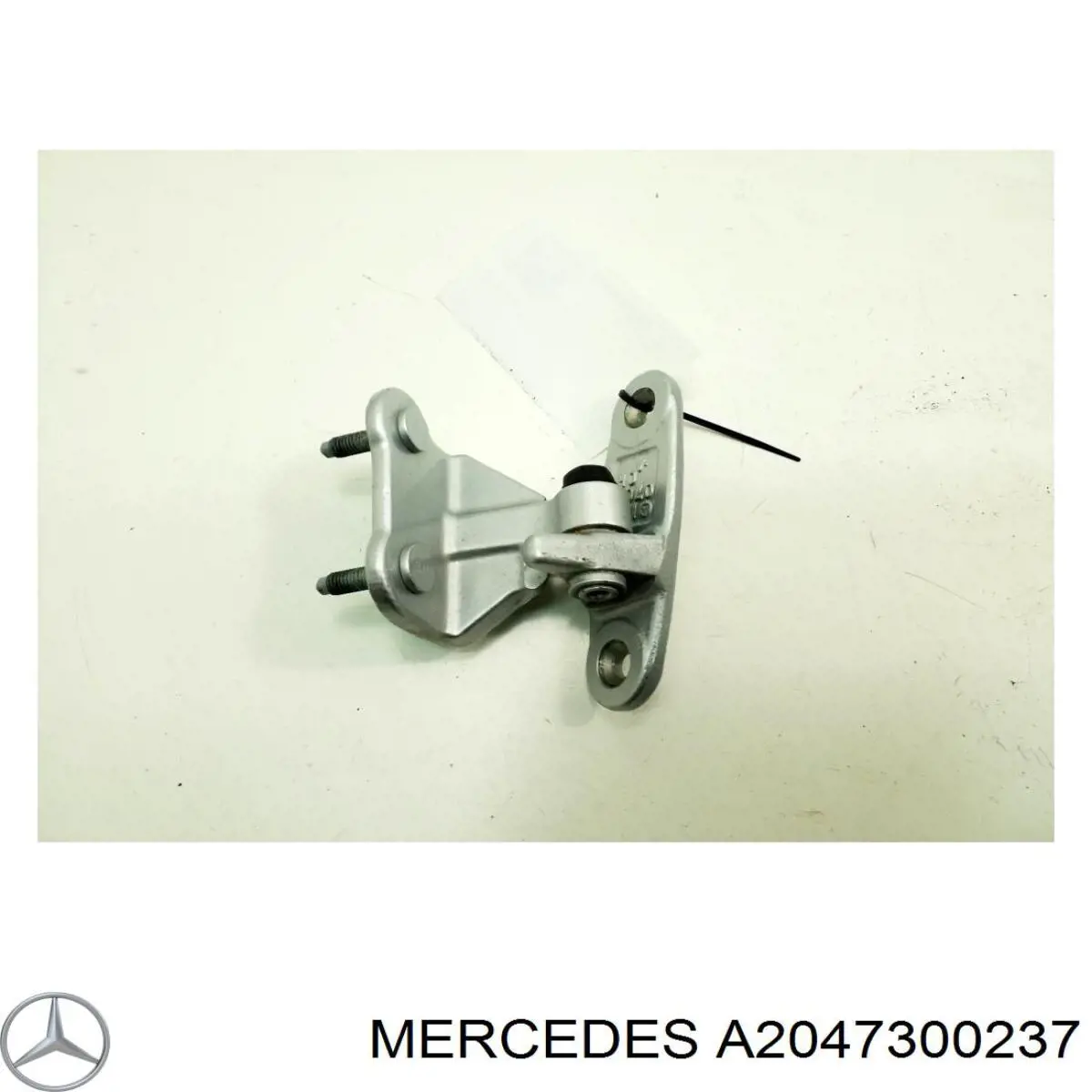 A2047301137 Mercedes Bisagra de la puerta trasera derecha