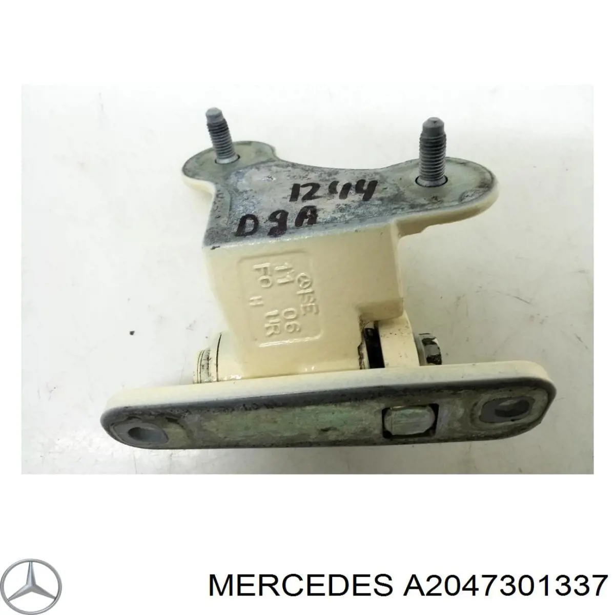 Bisagra de la puerta trasera derecha Mercedes A2047301337 precio, desde 46,46 EUR