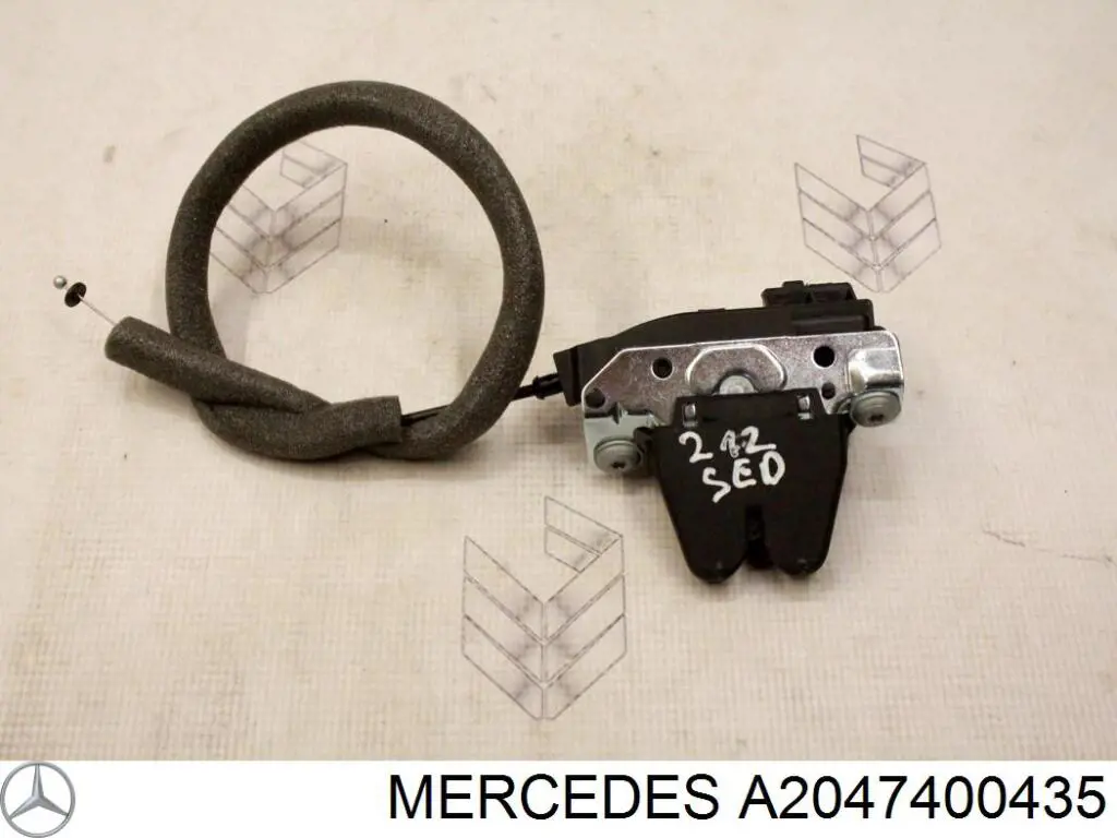 Cerradura de puerta trasera Mercedes A2047400435
