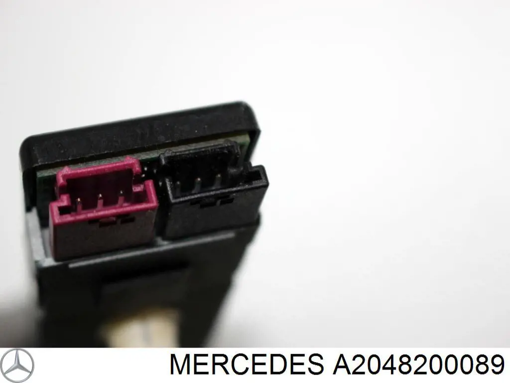  Mercedes A2048200089