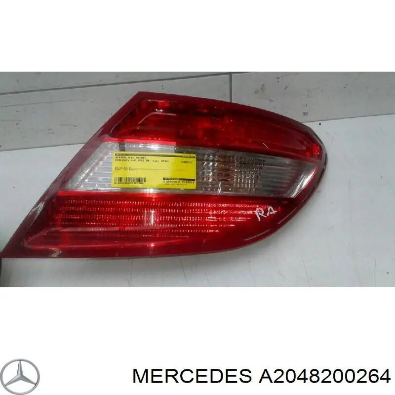 A2048200264 Mercedes piloto posterior derecho