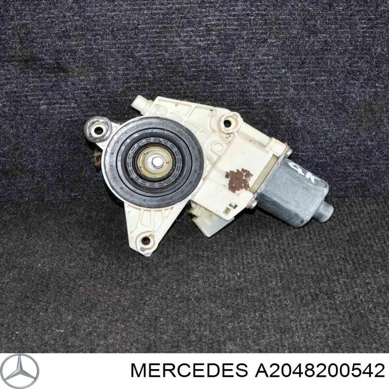 Motor del elevalunas de la puerta trasera izquierda A2048200542 Mercedes