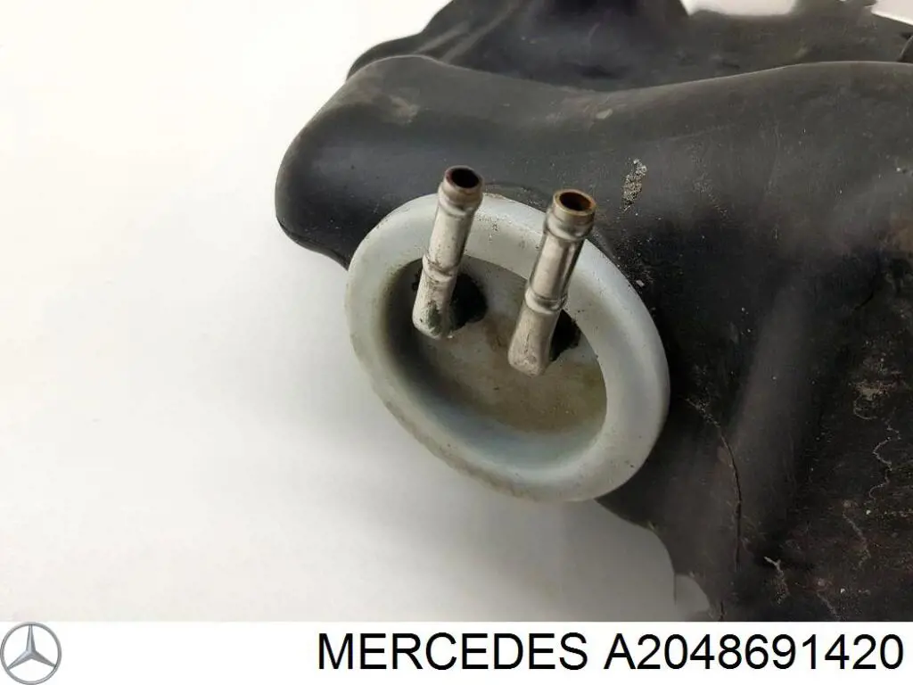 Deposito de agua de limpiaparabrisas Mercedes 2048691420
