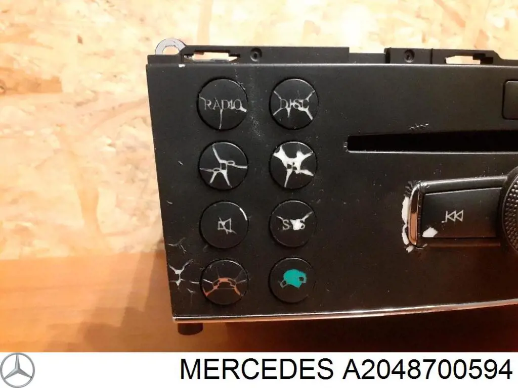 Radio AM/FM Mercedes A2048700594 precio, desde 203,28 EUR