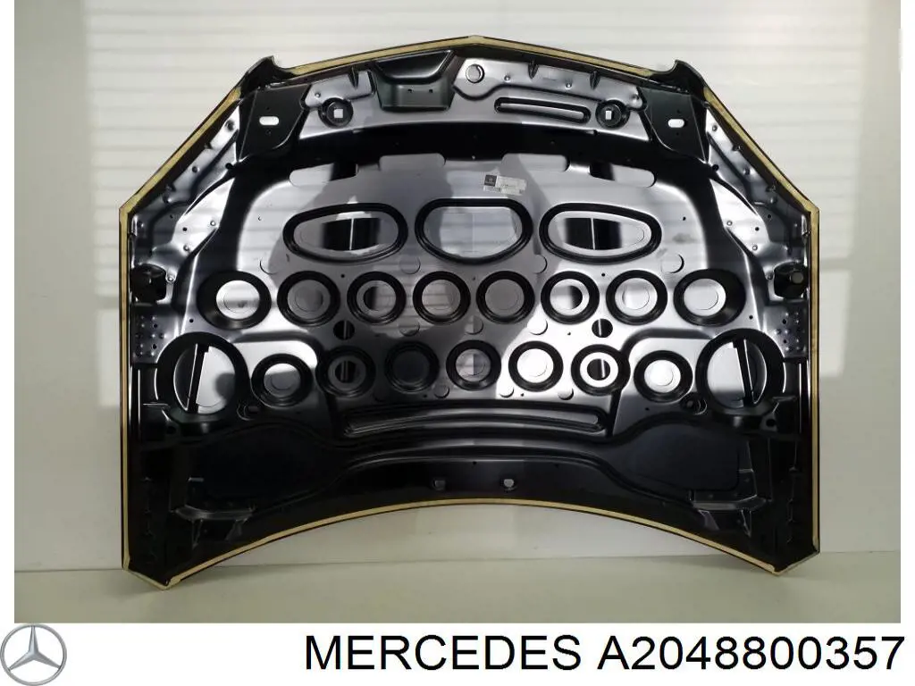 Capó A2048800357 Mercedes
