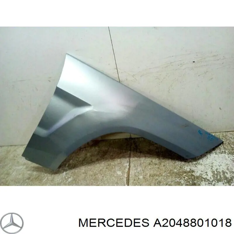 A2048801018 Mercedes guardabarros delantero derecho