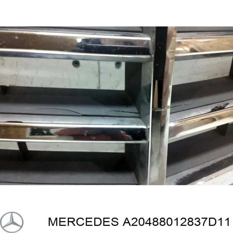 Rejilla delantera Mercedes A20488012837D11 precio, desde 144,18 USD