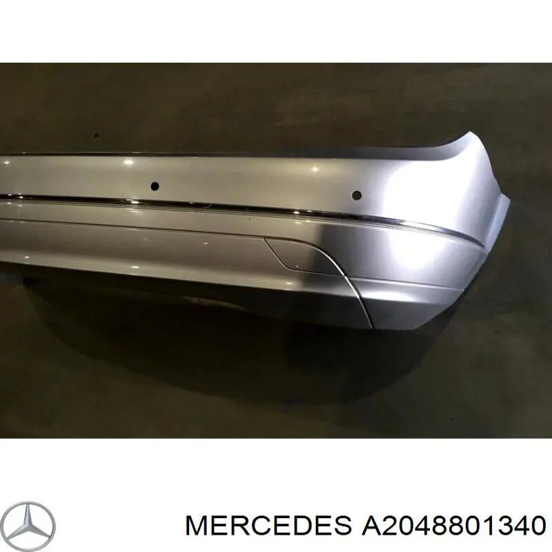 A20488013409999 Mercedes parachoques trasero