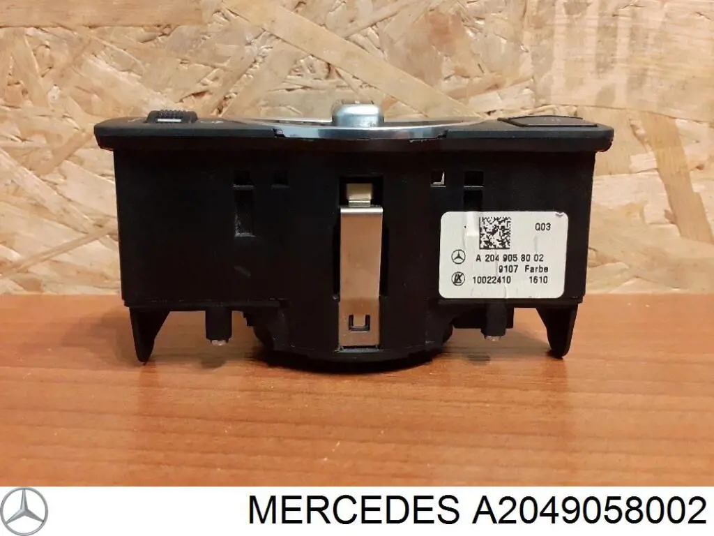 Interruptor de luces en el tablero A2049058002 Mercedes