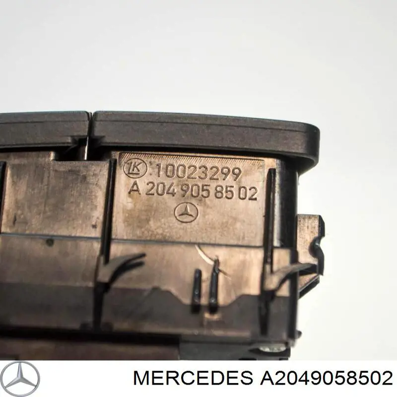 Botón de bloqueo de puertas Mercedes A2049058502 precio, desde 31,94 EUR