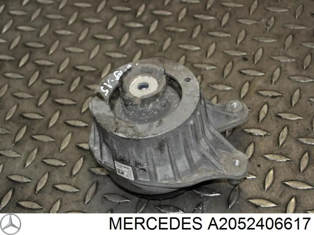 Soporte izquierdo del motor A2052406617 Mercedes