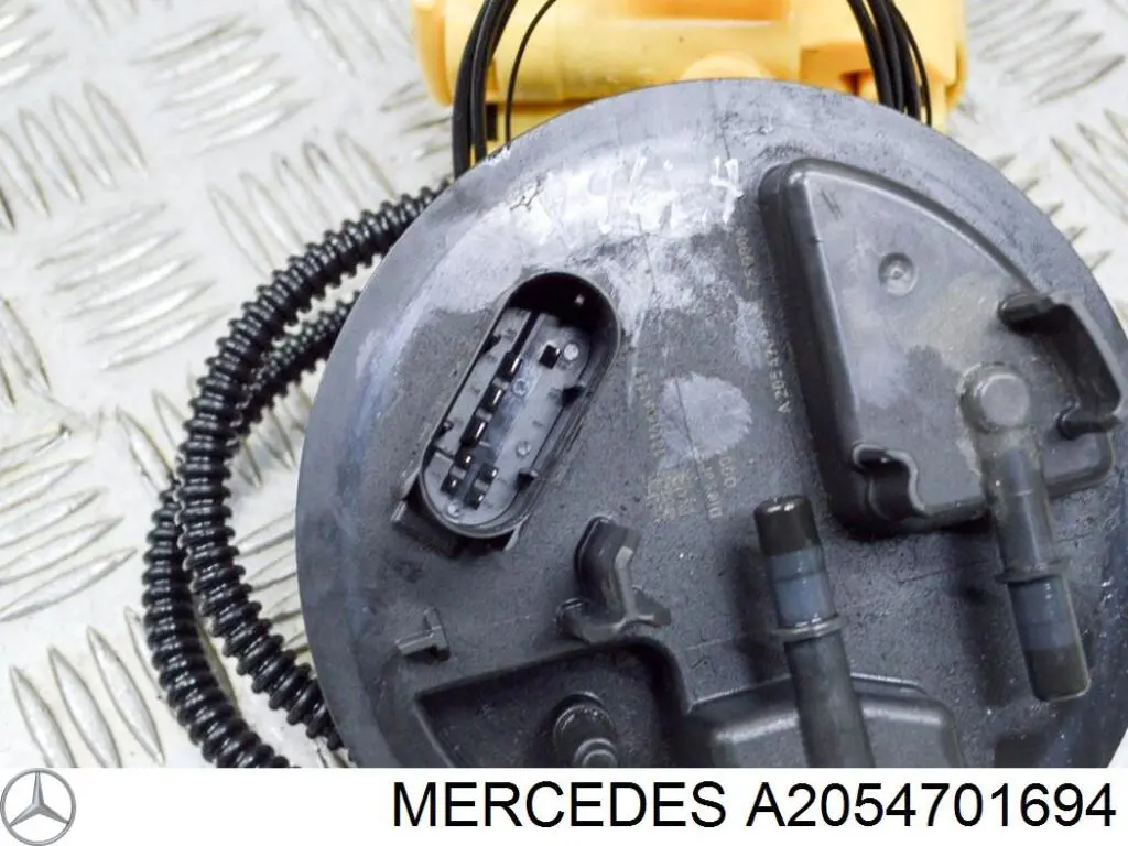 Bomba de combustible Mercedes A2054701694
