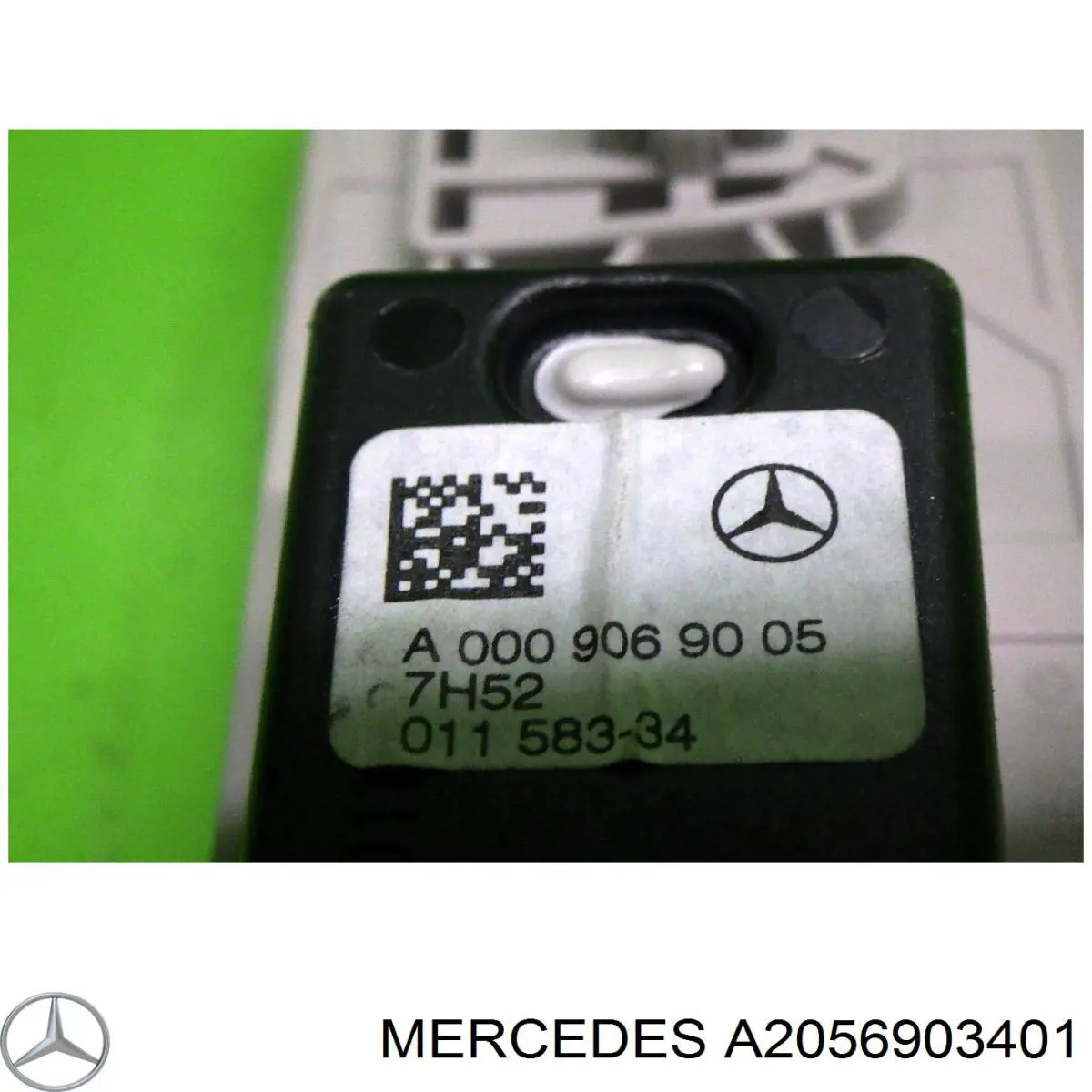 Guardalodos interior delantero derecho Mercedes A2056903401 precio, desde 33,35 EUR