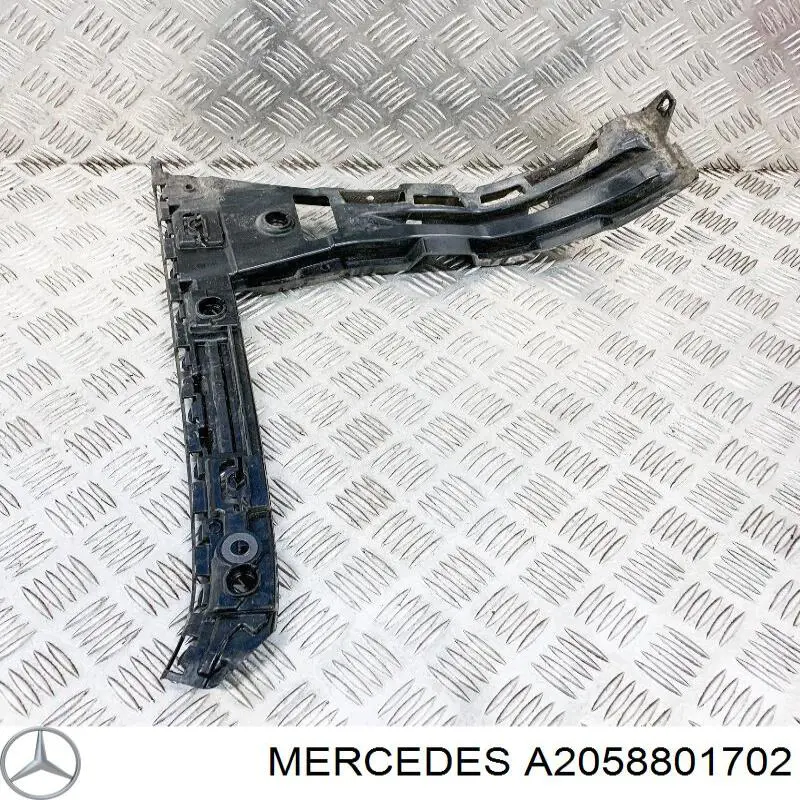 Guía izquierda del parachoques trasero Mercedes A2058801702 precio, desde 20,18 EUR