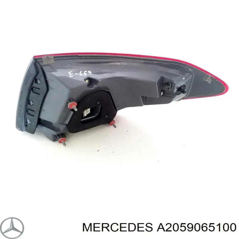 Piloto trasero izquierdo Mercedes A2059065100 precio, desde 254,77 EUR