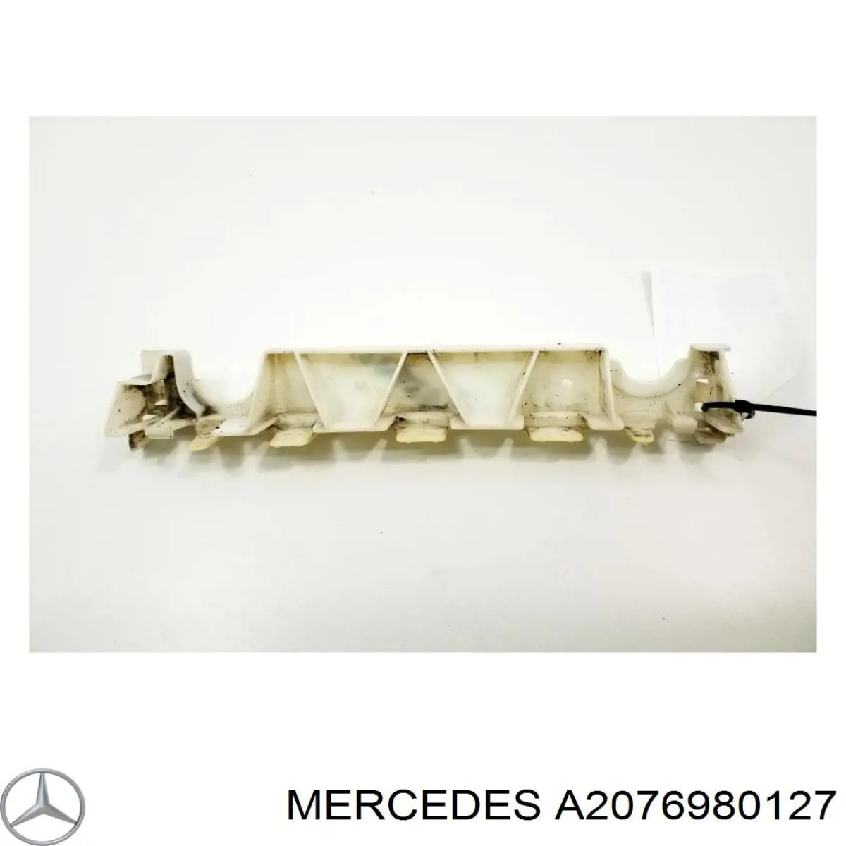 2076980127 Mercedes