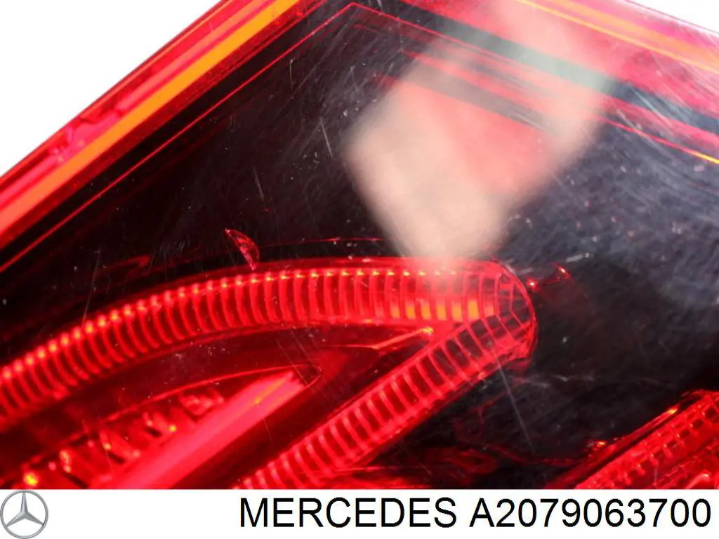Comprar A2079063700 Mercedes Piloto trasero interior izquierdo