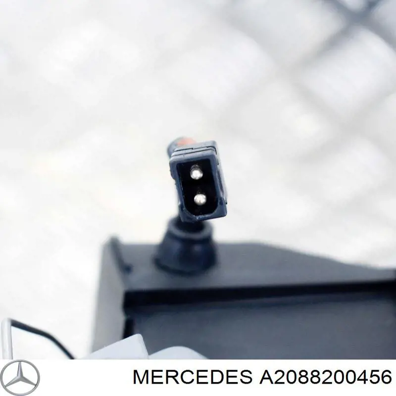 A2088200456 Mercedes faro antiniebla derecho