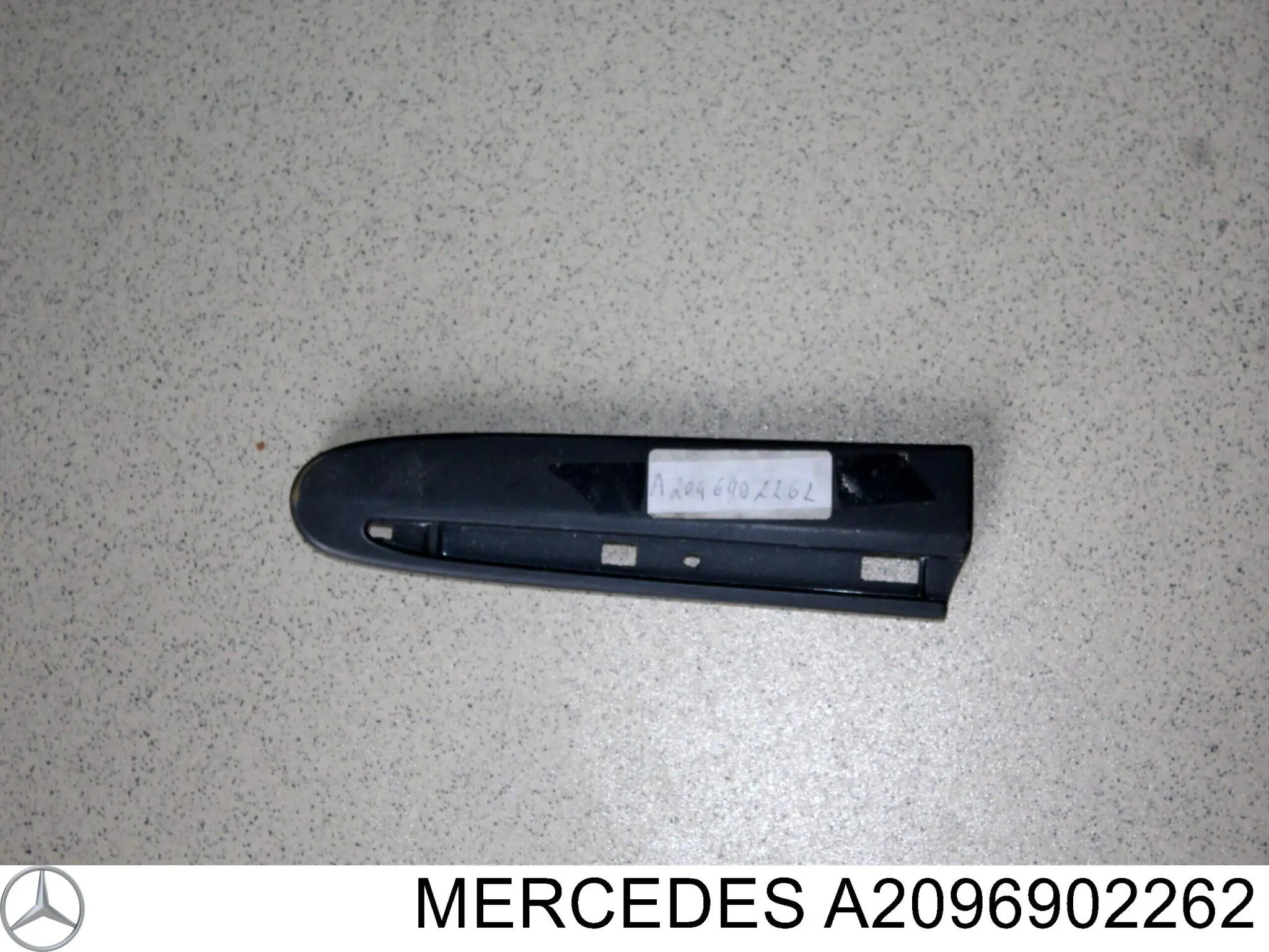 A20969022629744 Mercedes 