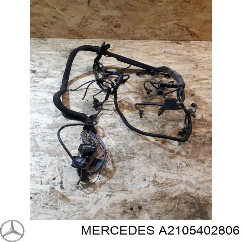2105402806 Mercedes mazo de cables del compartimento del motor