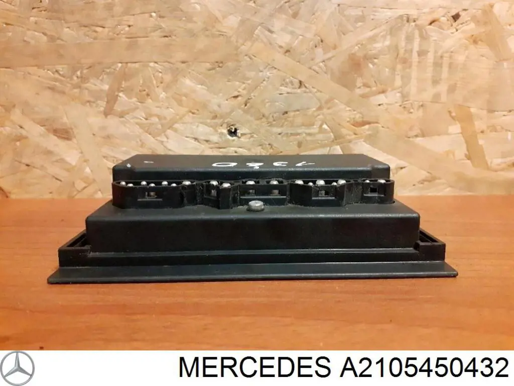 2105450432 Mercedes control de velocidad de el ventilador de enfriamiento (unidad de control)