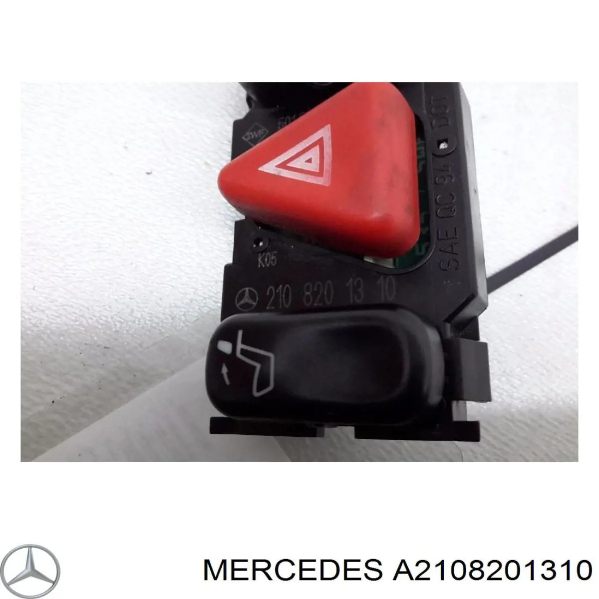 A2108201310 Mercedes boton de alarma