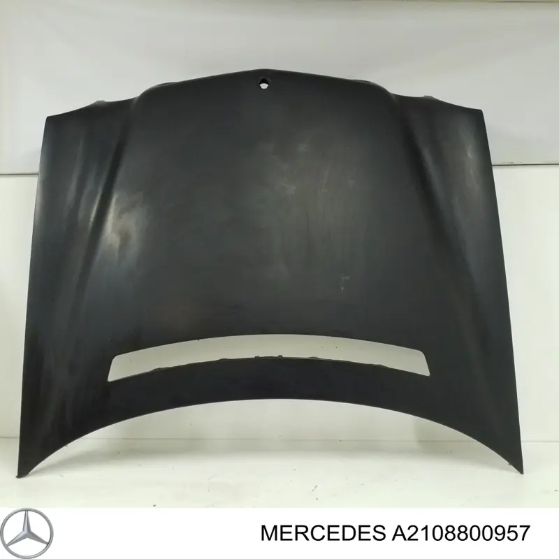 Capó del motor Mercedes A2108800957 precio, desde 190,21 EUR