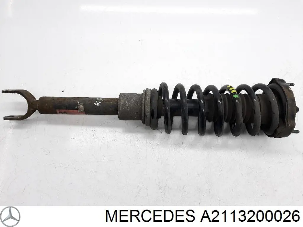 A2113200026 Mercedes soporte amortiguador delantero