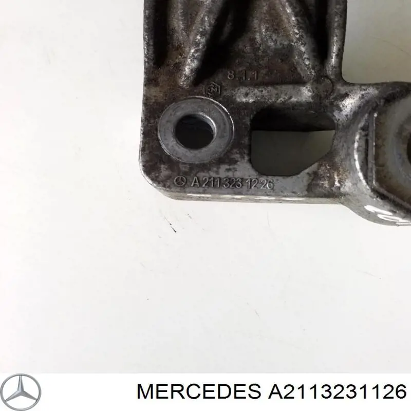 Abrazadera de la bieleta estabilizadora delantera Mercedes A2113231126 precio, desde 36,04 EUR