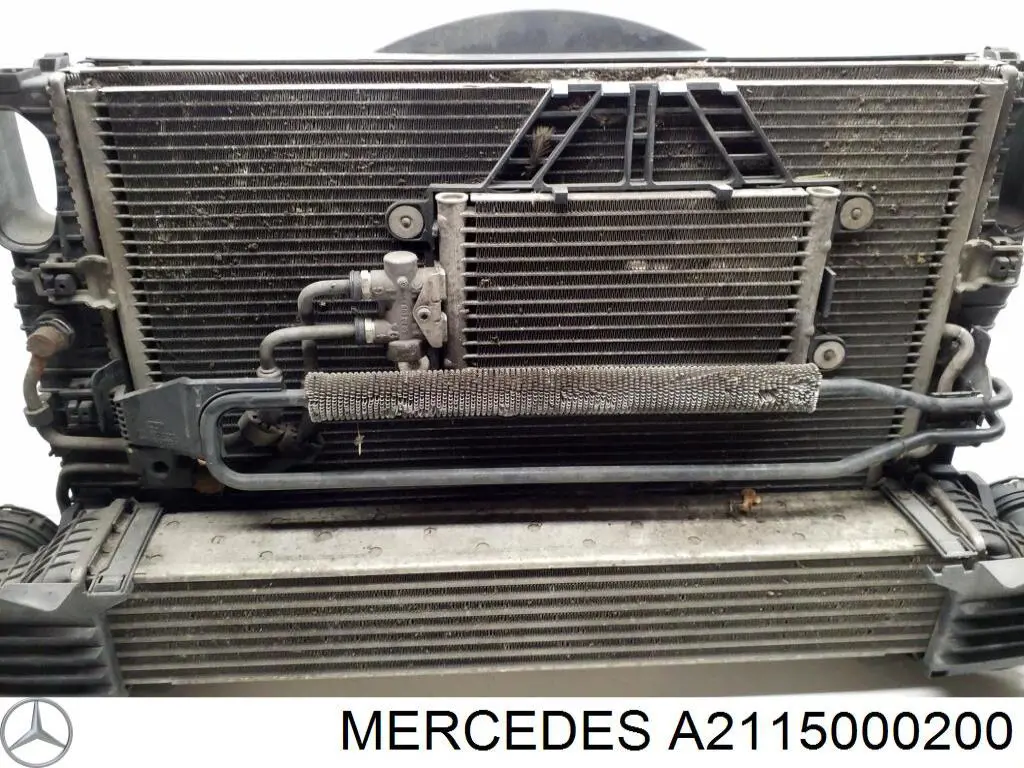 Radiador de refrigeración de la transmisión A2115000200 Mercedes