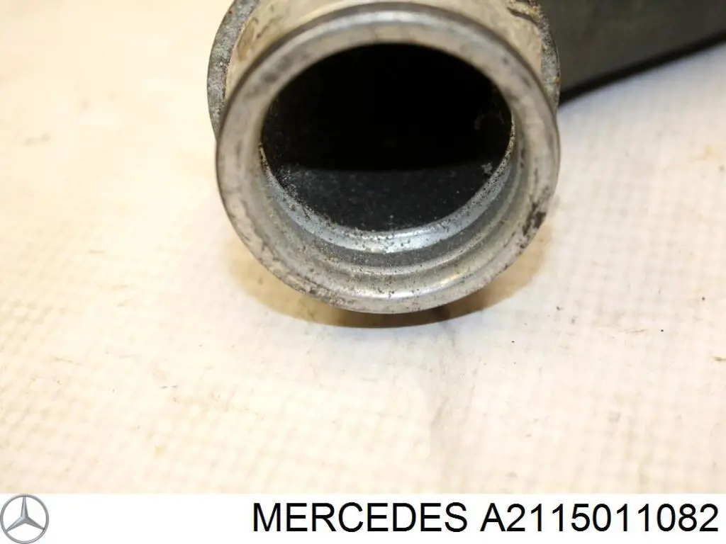 Manguera inferior del radiador Mercedes A2115011082 precio, desde 34,91 EUR