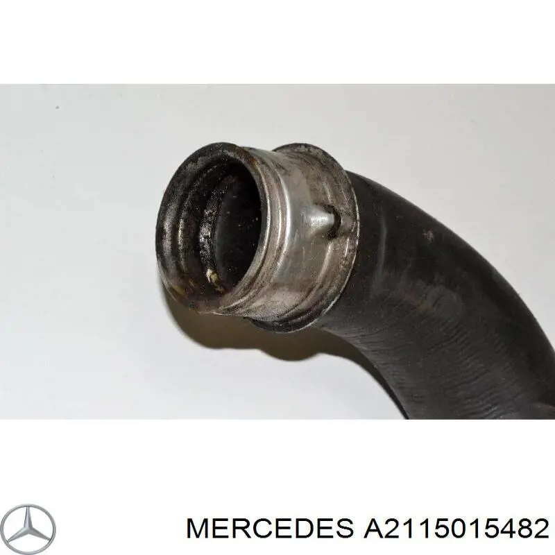 Manguera inferior del radiador A2115015482 Mercedes