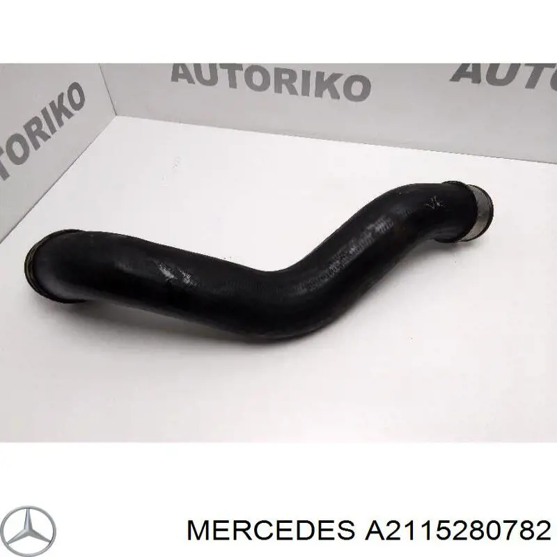 Tubo flexible de aire de sobrealimentación Mercedes A211528228228