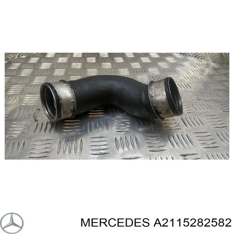 A2115282582 Mercedes tubo flexible de aire de sobrealimentación superior izquierdo